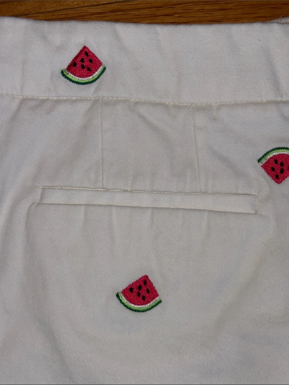 J.Crew Watermelon Embroidered Shorts Women’s 8 White Preppy Summer